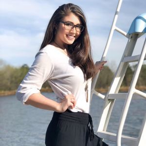 Meet your Posher, Jasmine